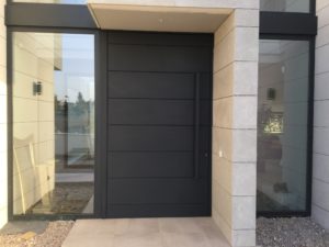 Puertas acorazadas de hierro modernas