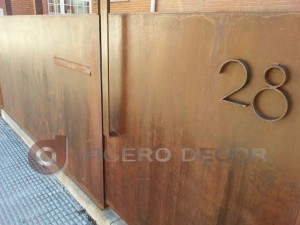 Puerta Peatonal Acero Corten ,,,,,,