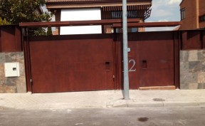 Puertas  modernas  Acero Corten Madrid